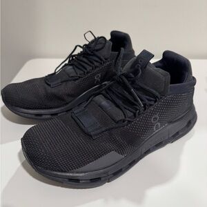 On Cloud Cloudnova Running Shoes Women's Size 9 Black